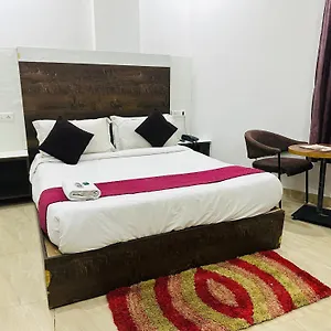 S R Palace Near Delhi International Airport New Delhi